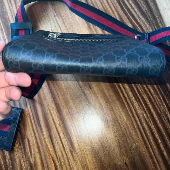 Gucci crossbody bag - Picture 4 of 10